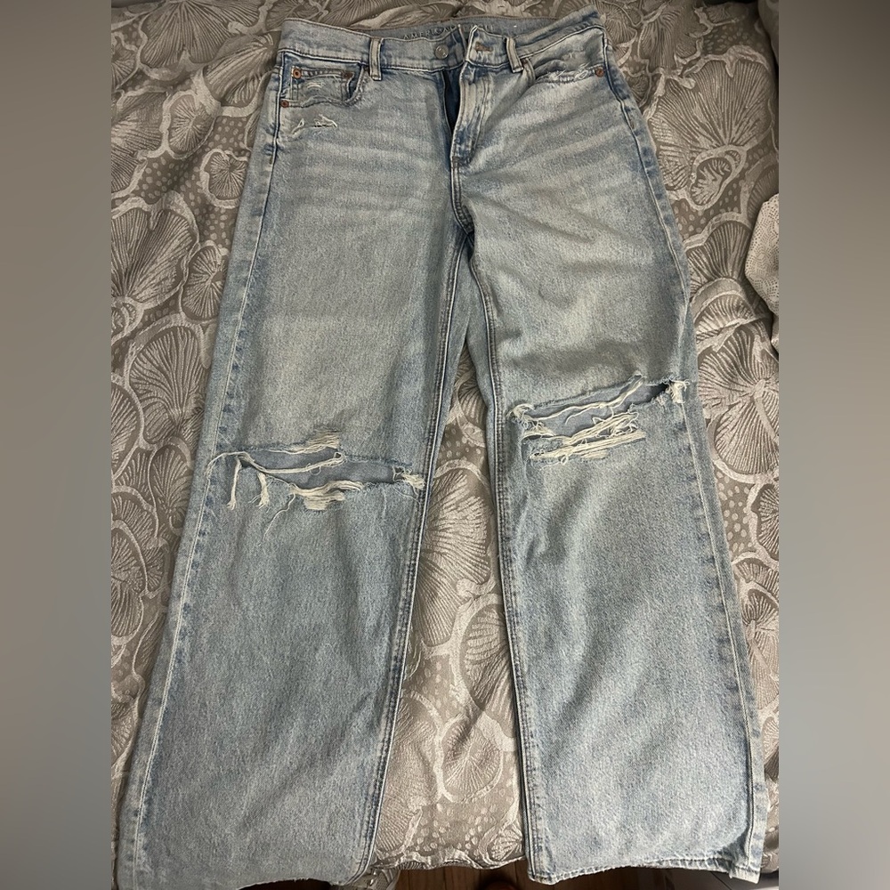 American Eagle Outfitters Light Blue Straight Leg Jeans